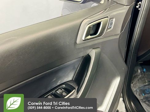 Used 2019 Ford Ranger Lariat w/ Equipment Group 501A Mid image 12