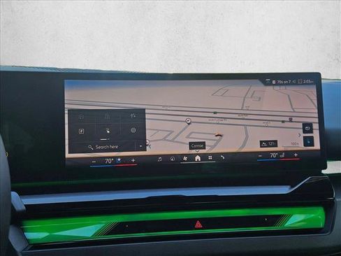 Certified 2025 BMW i5 eDrive40i w/ Premium Package image 20