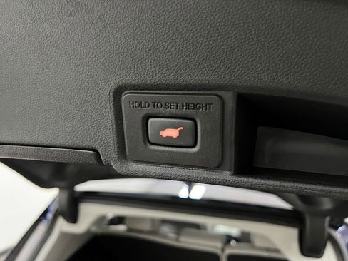 Used 2019 Acura RDX AWD w/ Advance Package image 16