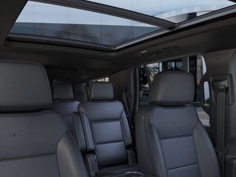 New 2026 GMC Yukon Denali w/ Sun & Power Step Package AWD/4WD image 25
