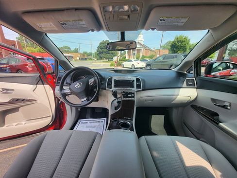 Used 2012 Toyota Venza LE w/ LE Convenience Pkg AWD/4WD image 14