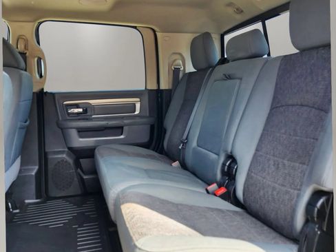 Used 2018 RAM 3500 Big Horn AWD/4WD image 19