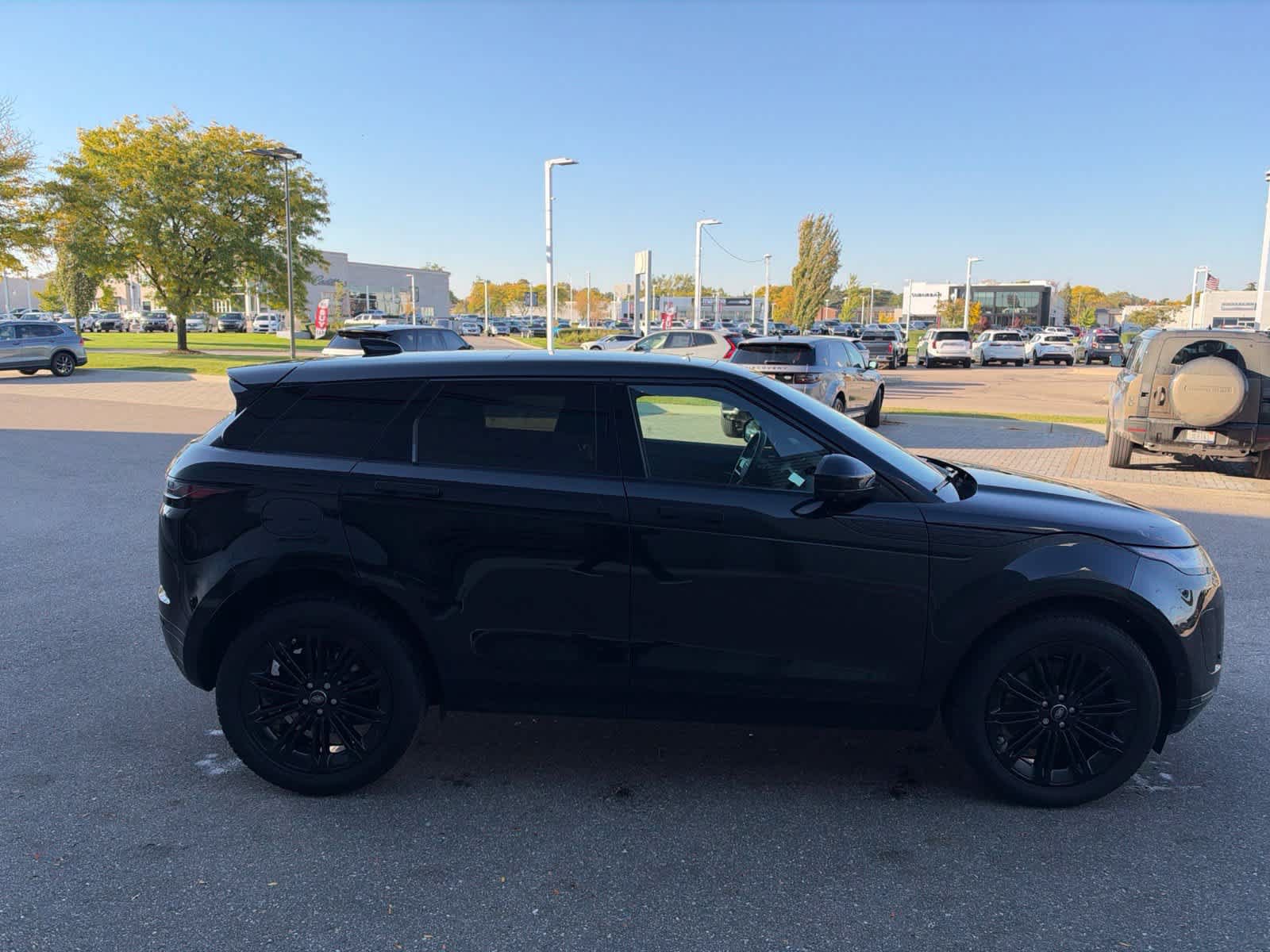 Used 2026 Land Rover Range Rover Evoque S AWD/4WD image 6