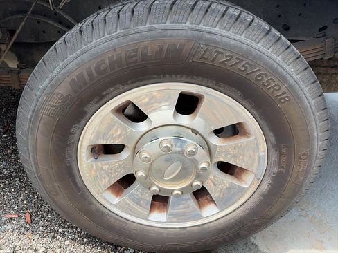 Used 2010 Ford F250 Lariat RWD image 6