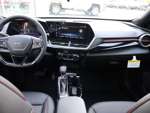 New 2026 Chevrolet Trax RS FWD image 18