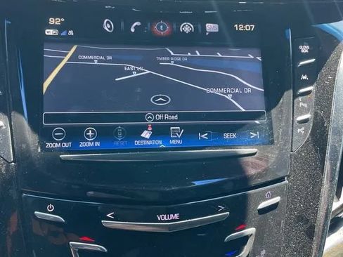 Used 2017 Cadillac Escalade ESV Platinum AWD/4WD image 31