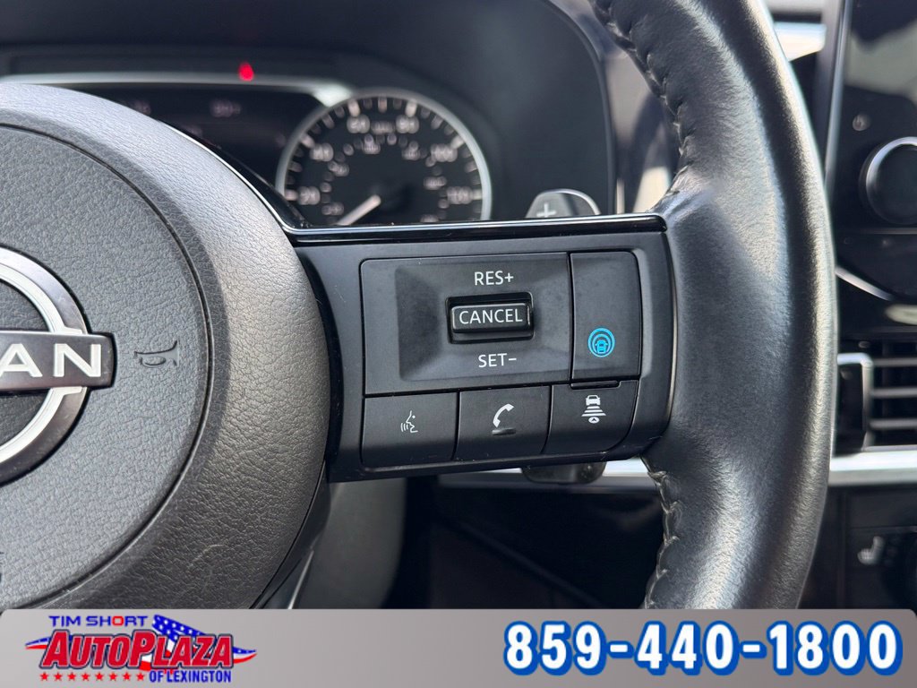Used 2024 Nissan Pathfinder SL AWD/4WD image 17