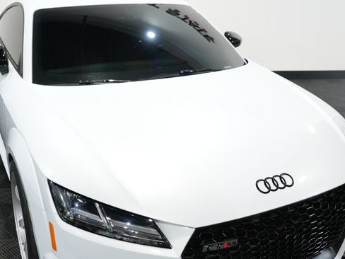 Used 2020 Audi TT RS w/ Technology Package image 12