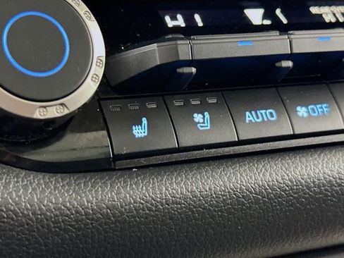 Used 2023 Toyota Sequoia Limited image 20