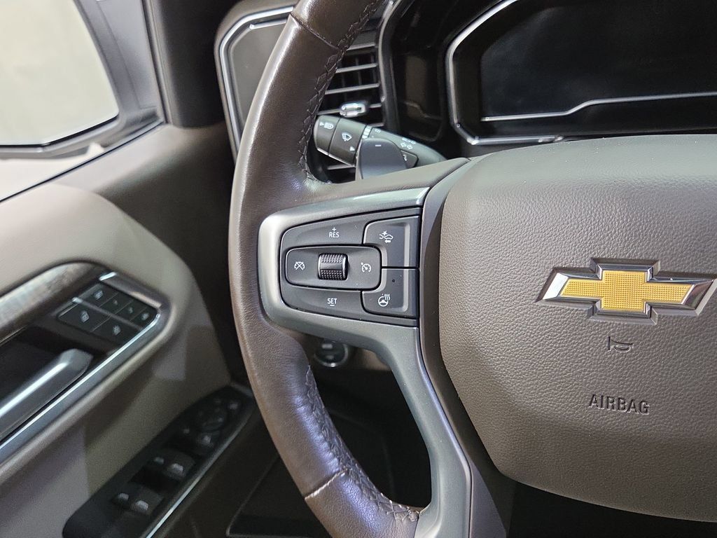 Used 2023 Chevrolet Silverado 1500 LTZ w/ LTZ Premium Package AWD/4WD image 18