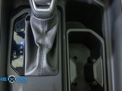 Used 2024 Toyota Grand Highlander AWD image 22