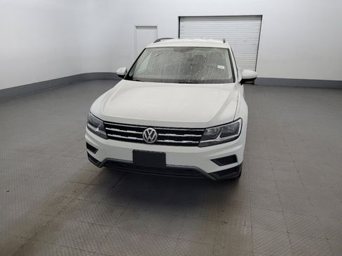 Used 2020 Volkswagen Tiguan SE AWD/4WD image 15