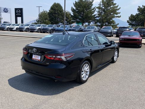 Used 2023 Toyota Camry LE FWD image 13