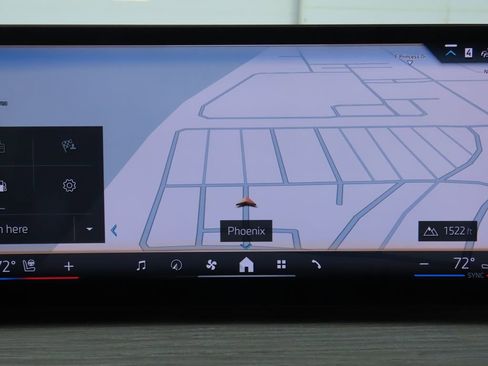 New 2026 BMW 330i 330i w/ M Sport Package image 15