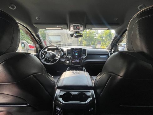 Used 2024 RAM 2500 Laramie w/ Sport Appearance Package image 14