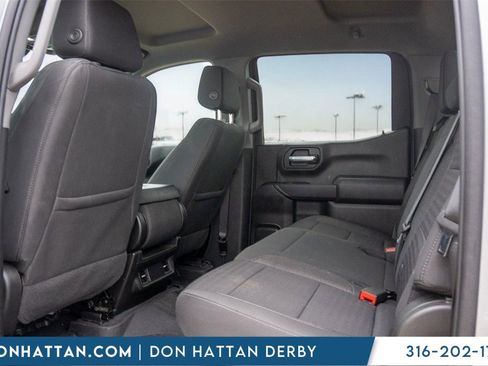 Used 2022 Chevrolet Silverado 1500 Custom image 18