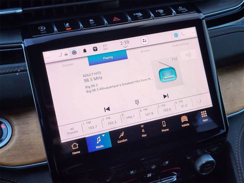 Used 2023 Jeep Grand Cherokee Summit image 16