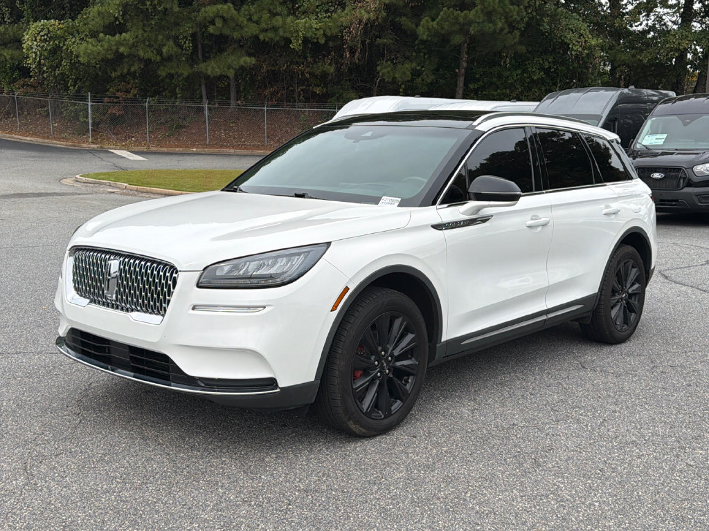 Used 2022 Lincoln Corsair Reserve w/ Luxury Package FWD image 3