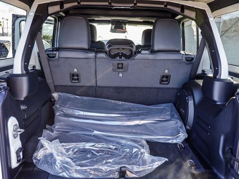 New 2026 Jeep Wrangler Unlimited Rubicon image 61