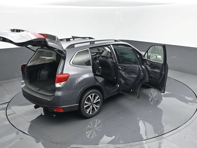 Used 2020 Subaru Forester Limited w/ Popular Package #3 AWD/4WD image 28