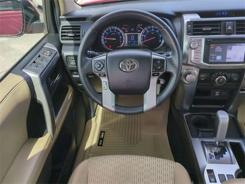 Used 2017 Toyota 4Runner SR5 image 19