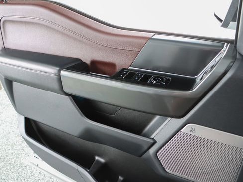 Used 2023 Ford F150 Lariat image 24