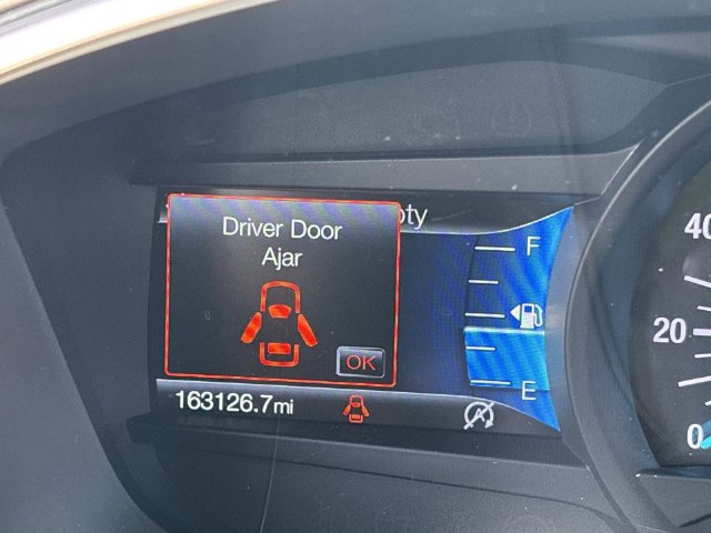 Used 2019 Ford Fusion SE w/ Equipment Group 151A FWD image 23