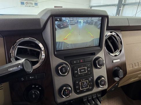 Used 2015 Ford F250 Lariat w/ Lariat Ultimate Package AWD/4WD image 21