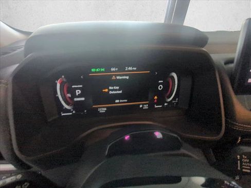 Used 2025 Nissan Rogue SL w/ Tech Package image 11