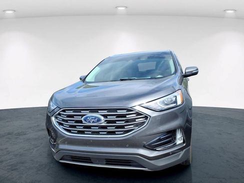 Used 2020 Ford Edge Titanium w/ Cargo Accessory Package AWD/4WD image 5