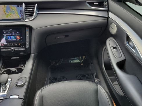 Used 2022 INFINITI QX55 Essential w/ Proassist Package image 11