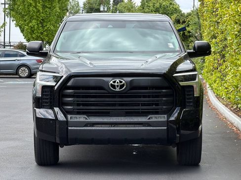 Used 2024 Toyota Tundra SR5 w/ SR5 Convenience Package AWD/4WD image 9