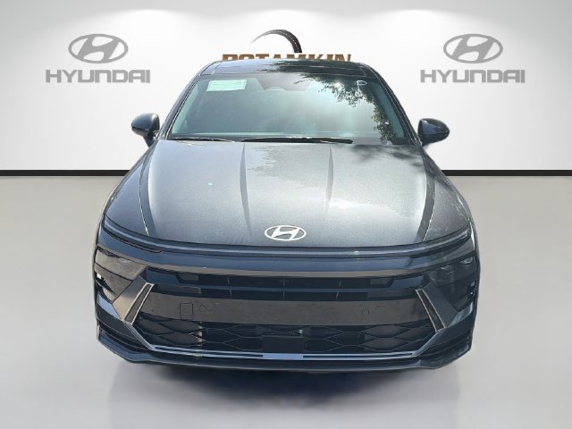 New 2026 Hyundai Sonata SEL FWD image 2