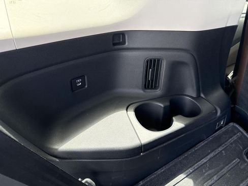 Certified 2025 Honda Pilot Elite image 12