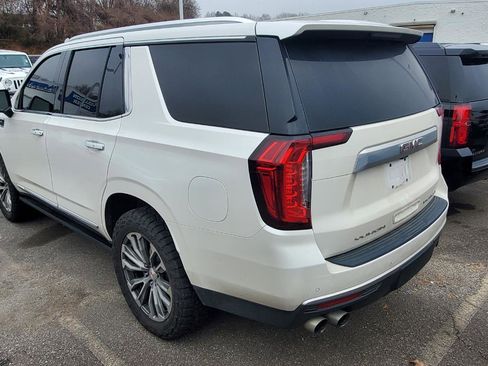 Used 2021 GMC Yukon Denali w/ Denali Premium Package image 9