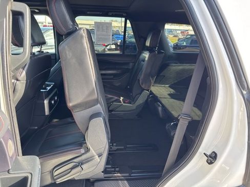 Used 2024 Ford Expedition Limited image 36