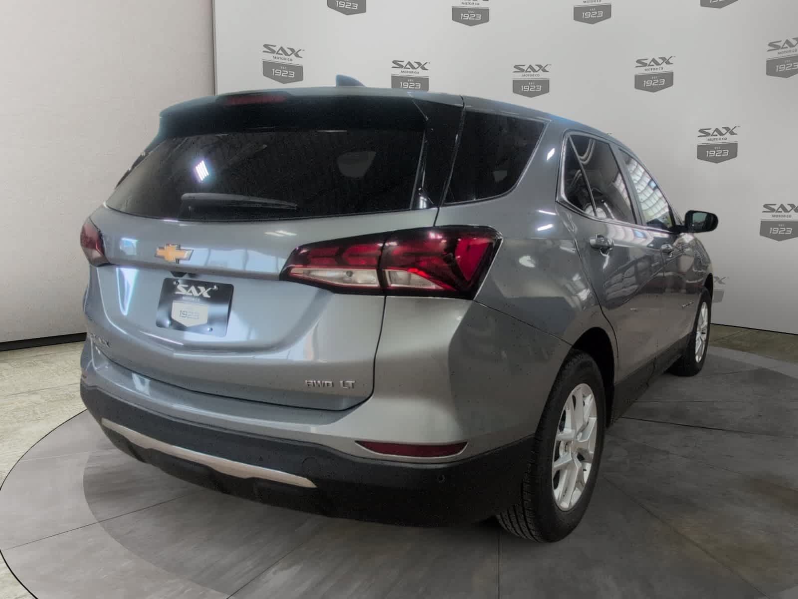 Used 2024 Chevrolet Equinox LT AWD/4WD image 5