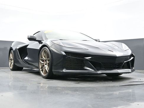 Used 2024 Chevrolet Corvette Z06 image 40