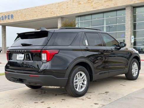 New 2026 Ford Explorer Active RWD image 48