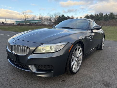 Used 2015 BMW Z4 sDrive35i image 3