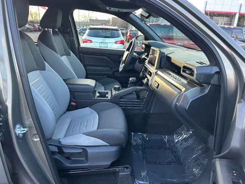 Certified 2025 Toyota Tacoma TRD Sport image 28