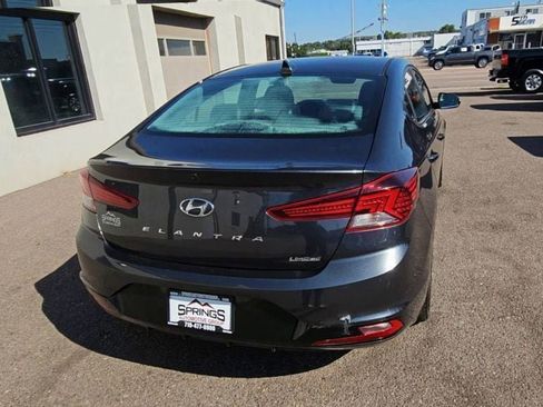 Used 2020 Hyundai Elantra Limited w/ Cargo Package (C1) image 7