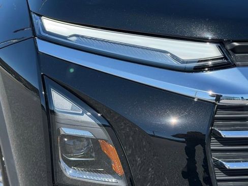 New 2026 Chevrolet Equinox LT w/ Convenience Package II AWD/4WD image 16