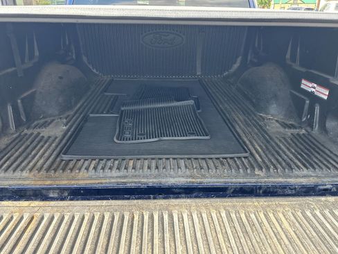 Used 2011 Ford F150 XLT w/ XLT Chrome Pkg AWD/4WD image 13