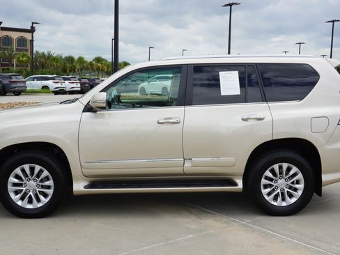 Used 2015 Lexus GX 460 w/ Premium Package AWD/4WD image 5