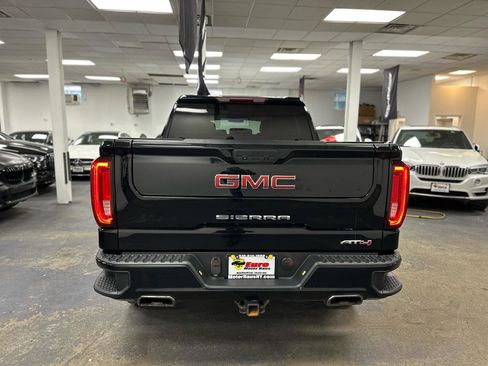 Used 2021 GMC Sierra 1500 AT4 w/ AT4 Value Package AWD/4WD image 8