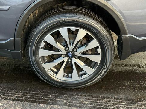 Used 2016 Subaru Outback 3.6R Limited w/ Popular Package #4 image 9