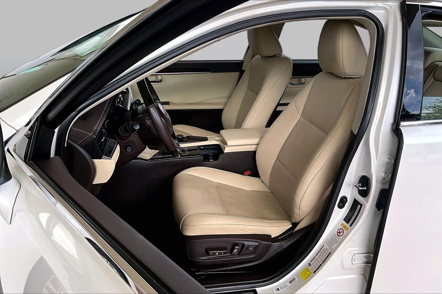 Used 2017 Lexus ES 350 FWD image 7