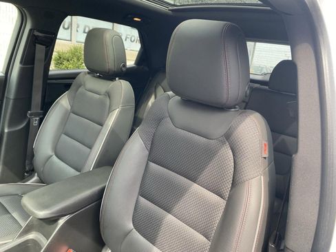 Certified 2022 Chevrolet TrailBlazer RS w/ Sun and Liftgate Package AWD/4WD image 18