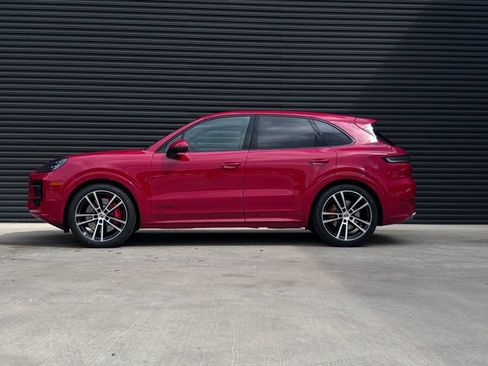 New 2026 Porsche Cayenne GTS AWD/4WD image 2